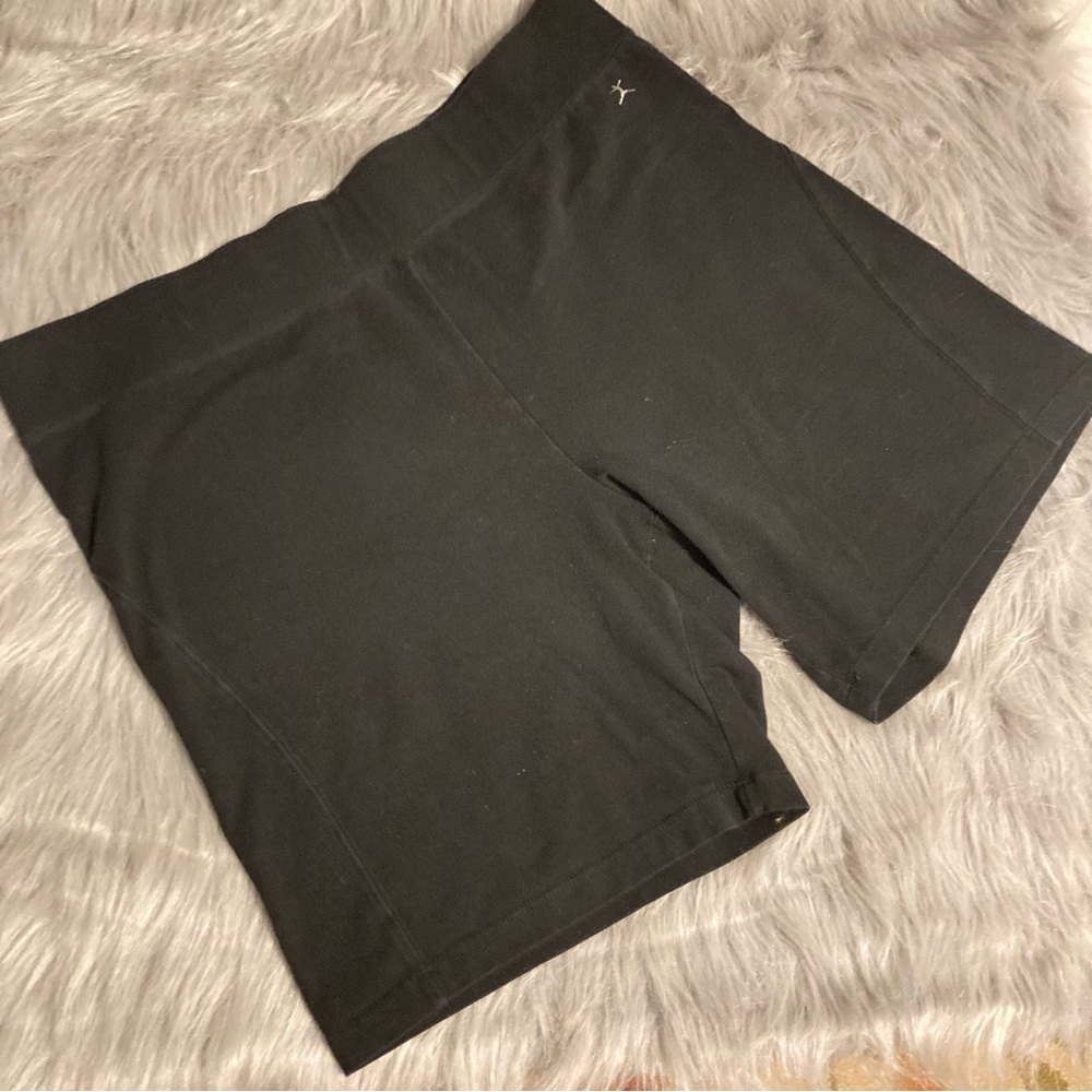 5/$18 DANSKIN Black Biker Shorts Size 1X